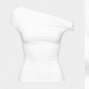 BNWT Contour Ravish Top - White - Large